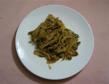 葱香榨菜肉糜嵌鲫鱼-乌江榨菜怎么做，葱香榨菜肉糜嵌鲫鱼-乌江榨菜怎么做好吃，葱香榨菜肉糜嵌鲫鱼-乌江榨菜做法