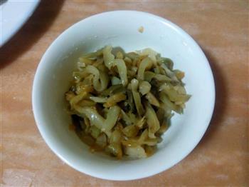 榨菜蒸鲮鱼-乌江榨菜怎么做，榨菜蒸鲮鱼-乌江榨菜怎么做好吃，榨菜蒸鲮鱼-乌江榨菜做法