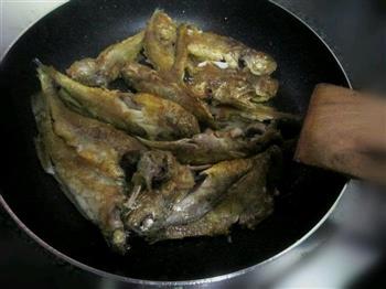 干烧香煎榨菜小黄鱼-乌江榨菜怎么做，干烧香煎榨菜小黄鱼-乌江榨菜怎么做好吃，干烧香煎榨菜小黄鱼-乌江榨菜做法