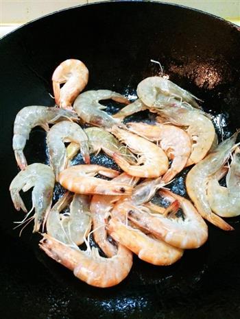 大虾烧白菜—超好吃的经典菜怎么做，大虾烧白菜—超好吃的经典菜怎么做好吃，大虾烧白菜—超好吃的经典菜做法