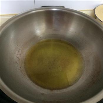 剁椒蒜蓉蒸鲈鱼怎么做，剁椒蒜蓉蒸鲈鱼怎么做好吃，剁椒蒜蓉蒸鲈鱼做法