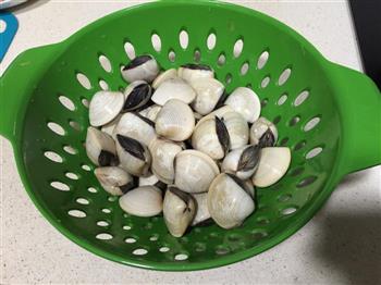 自家四川泡菜炒白贝怎么做，自家四川泡菜炒白贝怎么做好吃，自家四川泡菜炒白贝做法