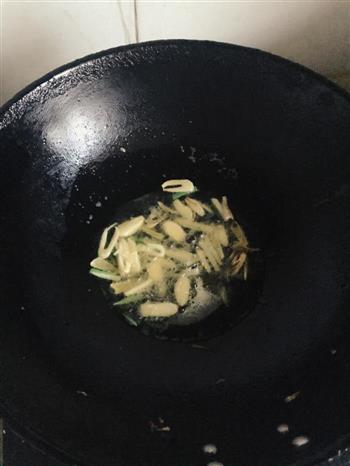 酸酸甜甜糖醋鱼怎么做，酸酸甜甜糖醋鱼怎么做好吃，酸酸甜甜糖醋鱼做法