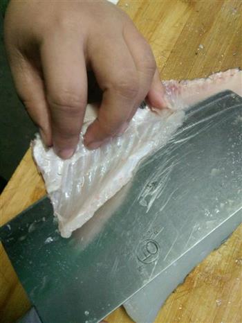 年夜饭必备――葡萄鱼怎么做，年夜饭必备――葡萄鱼怎么做好吃，年夜饭必备――葡萄鱼做法