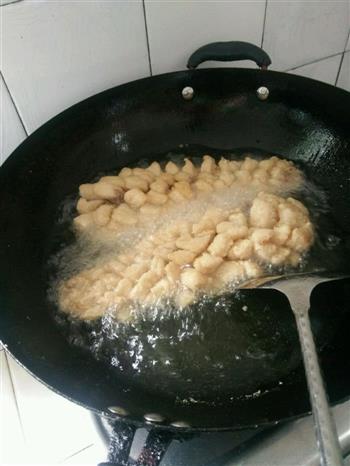 年夜饭必备――葡萄鱼怎么做，年夜饭必备――葡萄鱼怎么做好吃，年夜饭必备――葡萄鱼做法