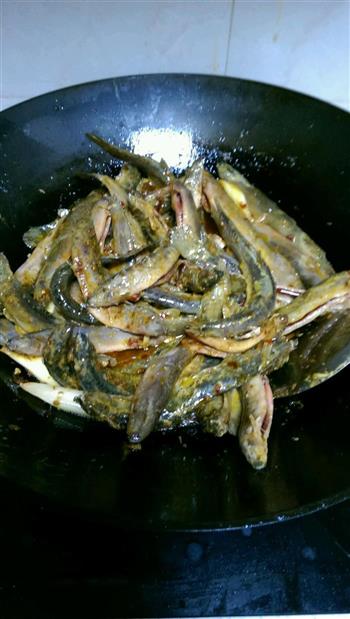 秘制川味烧泥鳅怎么做，秘制川味烧泥鳅怎么做好吃，秘制川味烧泥鳅做法