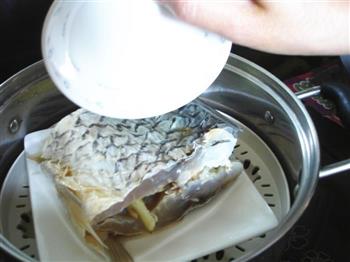 蒸咸鱼怎么做，蒸咸鱼怎么做好吃，蒸咸鱼做法