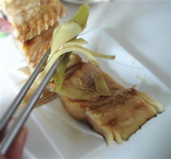 蒸咸鱼怎么做，蒸咸鱼怎么做好吃，蒸咸鱼做法