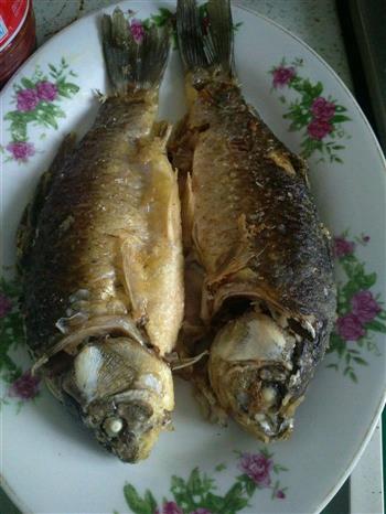 家常藿香鲫鱼怎么做，家常藿香鲫鱼怎么做好吃，家常藿香鲫鱼做法