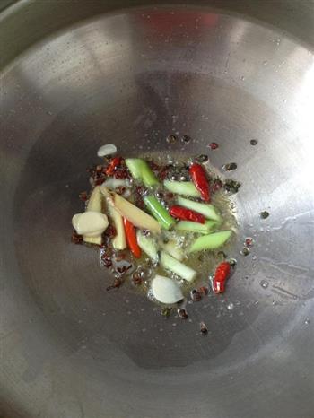椒麻酸菜鱼怎么做，椒麻酸菜鱼怎么做好吃，椒麻酸菜鱼做法