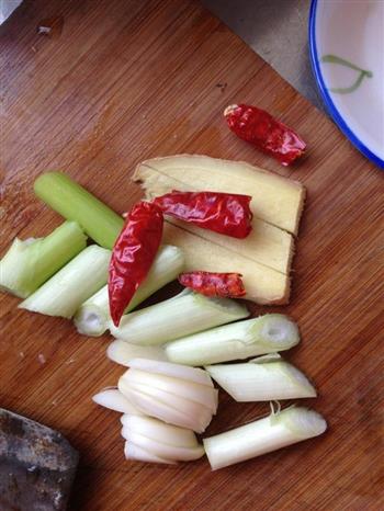 椒麻酸菜鱼怎么做，椒麻酸菜鱼怎么做好吃，椒麻酸菜鱼做法