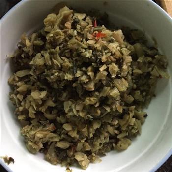 酸菜炒螺蛳肉怎么做，酸菜炒螺蛳肉怎么做好吃，酸菜炒螺蛳肉做法