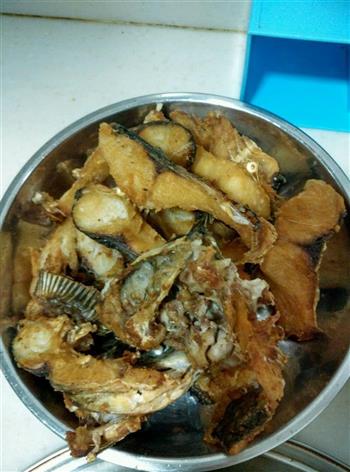糖醋炸鱼块怎么做，糖醋炸鱼块怎么做好吃，糖醋炸鱼块做法