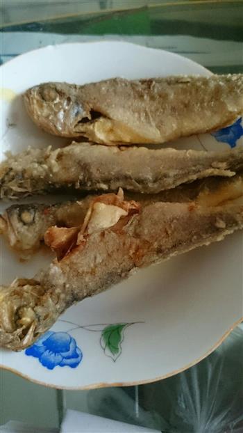 炸小黄花鱼怎么做，炸小黄花鱼怎么做好吃，炸小黄花鱼做法