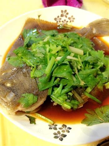 小红椒清蒸多宝鱼怎么做，小红椒清蒸多宝鱼怎么做好吃，小红椒清蒸多宝鱼做法