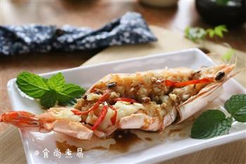 蒜蓉XO酱蒸大虾怎么做，蒜蓉XO酱蒸大虾怎么做好吃，蒜蓉XO酱蒸大虾做法