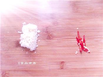 蒜蓉XO酱蒸大虾怎么做，蒜蓉XO酱蒸大虾怎么做好吃，蒜蓉XO酱蒸大虾做法