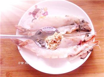 蒜蓉XO酱蒸大虾怎么做，蒜蓉XO酱蒸大虾怎么做好吃，蒜蓉XO酱蒸大虾做法