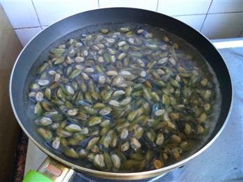 九层塔炒薄壳怎么做，九层塔炒薄壳怎么做好吃，九层塔炒薄壳做法