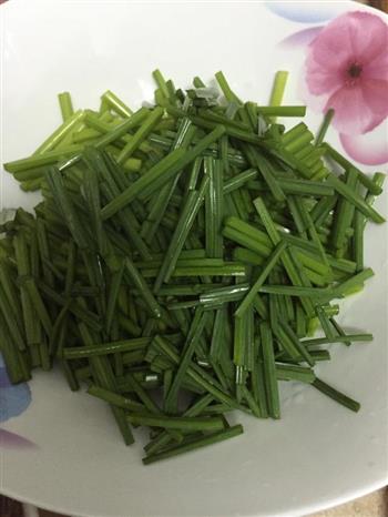 韭菜花炒基围虾怎么做，韭菜花炒基围虾怎么做好吃，韭菜花炒基围虾做法