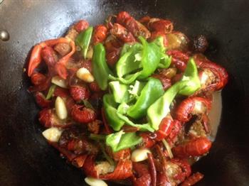 美味小龙虾怎么做，美味小龙虾怎么做好吃，美味小龙虾做法