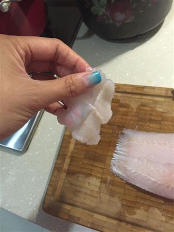 麻辣水煮龙利鱼片怎么做，麻辣水煮龙利鱼片怎么做好吃，麻辣水煮龙利鱼片做法