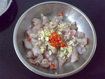 蒜辣鱼杂怎么做，蒜辣鱼杂怎么做好吃，蒜辣鱼杂做法