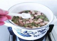 龙井丝瓜豆腐汤怎么做，龙井丝瓜豆腐汤怎么做好吃，龙井丝瓜豆腐汤做法