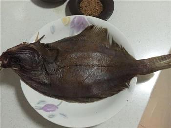 红烧加拿大野生黄尾鲽鱼怎么做，红烧加拿大野生黄尾鲽鱼怎么做好吃，红烧加拿大野生黄尾鲽鱼做法