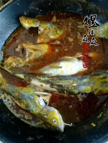 酱焖黄骨鱼怎么做，酱焖黄骨鱼怎么做好吃，酱焖黄骨鱼做法