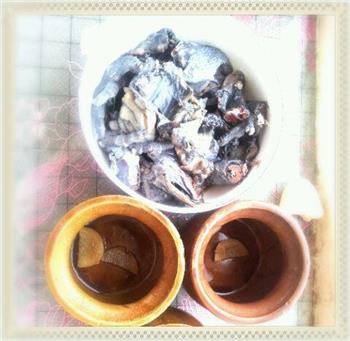 瓦罐虫草乌鸡汤怎么做，瓦罐虫草乌鸡汤怎么做好吃，瓦罐虫草乌鸡汤做法