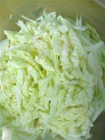 凉拌白菜海蜇怎么做，凉拌白菜海蜇怎么做好吃，凉拌白菜海蜇做法