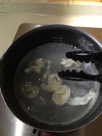 脆拌扇贝裙边怎么做，脆拌扇贝裙边怎么做好吃，脆拌扇贝裙边做法