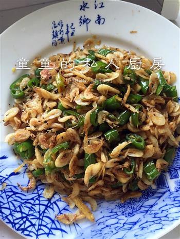 爆炒虾皮怎么做，爆炒虾皮怎么做好吃，爆炒虾皮做法