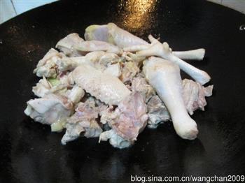 瓦罐粉丝鸡汤怎么做，瓦罐粉丝鸡汤怎么做好吃，瓦罐粉丝鸡汤做法