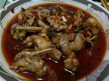 麻辣牛蛙怎么做，麻辣牛蛙怎么做好吃，麻辣牛蛙做法