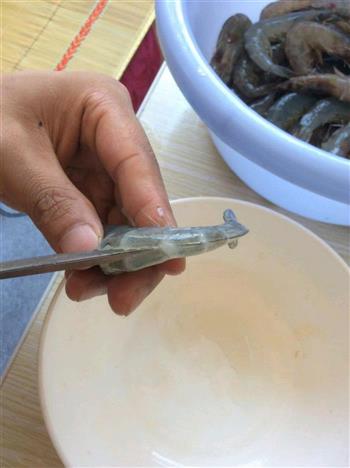 蒜香椒盐大虾怎么做，蒜香椒盐大虾怎么做好吃，蒜香椒盐大虾做法