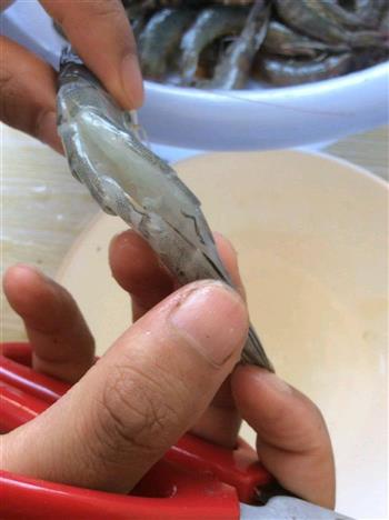 蒜香椒盐大虾怎么做，蒜香椒盐大虾怎么做好吃，蒜香椒盐大虾做法