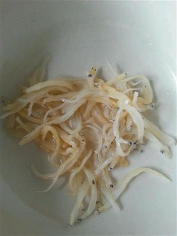 银鱼蒸鸡蛋怎么做，银鱼蒸鸡蛋怎么做好吃，银鱼蒸鸡蛋做法