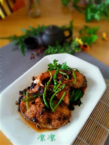 香焖豆豉草鱼块怎么做，香焖豆豉草鱼块怎么做好吃，香焖豆豉草鱼块做法