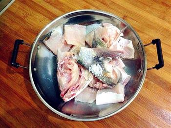 绝味酸菜鱼片儿-夏日的酸爽怎么做，绝味酸菜鱼片儿-夏日的酸爽怎么做好吃，绝味酸菜鱼片儿-夏日的酸爽做法