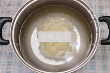 桂圆红枣银耳汤怎么做，桂圆红枣银耳汤怎么做好吃，桂圆红枣银耳汤做法