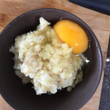 虾仁土豆芦笋鸡纵混烤怎么做，虾仁土豆芦笋鸡纵混烤怎么做好吃，虾仁土豆芦笋鸡纵混烤做法