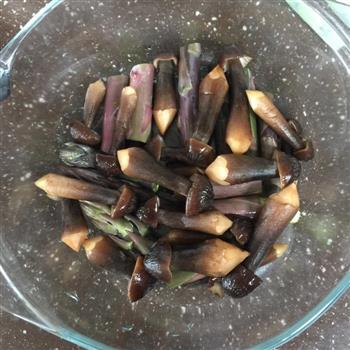 虾仁土豆芦笋鸡纵混烤怎么做，虾仁土豆芦笋鸡纵混烤怎么做好吃，虾仁土豆芦笋鸡纵混烤做法