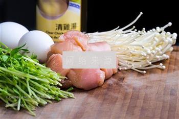 上汤鸡豆花怎么做，上汤鸡豆花怎么做好吃，上汤鸡豆花做法
