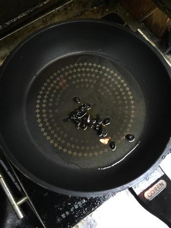 湘式双椒鱼头怎么做，湘式双椒鱼头怎么做好吃，湘式双椒鱼头做法