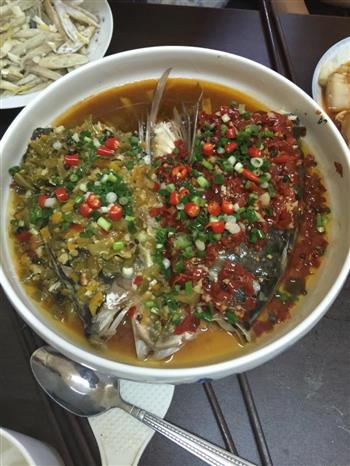 湘式双椒鱼头怎么做，湘式双椒鱼头怎么做好吃，湘式双椒鱼头做法