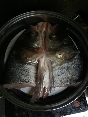 湘式双椒鱼头怎么做，湘式双椒鱼头怎么做好吃，湘式双椒鱼头做法