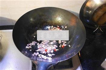 乌鱼骨豆腐汤怎么做，乌鱼骨豆腐汤怎么做好吃，乌鱼骨豆腐汤做法