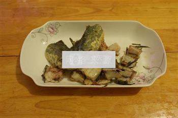 乌鱼骨豆腐汤怎么做，乌鱼骨豆腐汤怎么做好吃，乌鱼骨豆腐汤做法